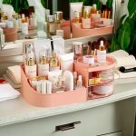 Organizator de cosmetice, bijuterii, accesorii si alte obiecte NEXTLY, oglinda detasabila si reglabila cu touch control, 3 moduri de iluminare, compartimentat, 15.5x28x9.5cm M, roz - imagine 11